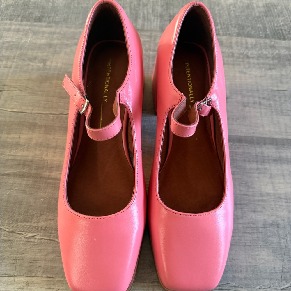 INTENTIONALLY BLANK Pink Mary-Jane Shoes (BRAND NEW) - Picture 4 of 9